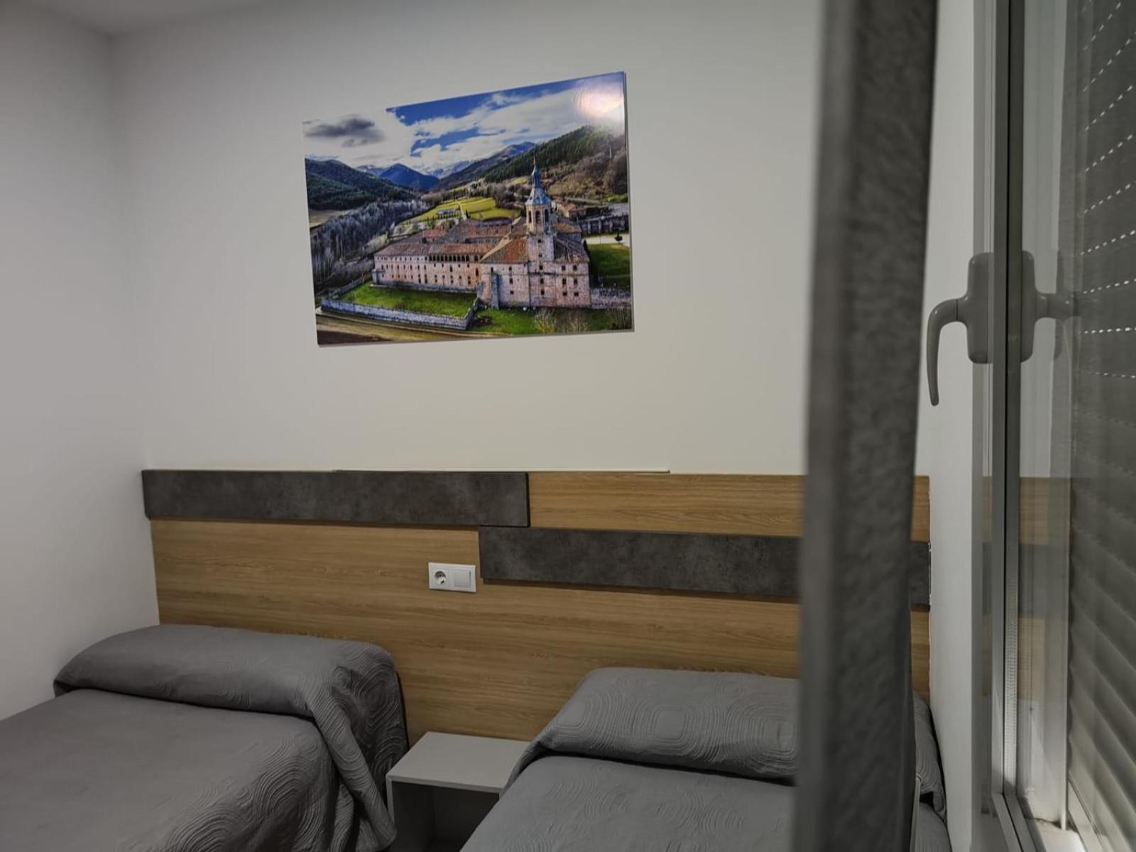 Hostal Rioja Condestable Logroño Exterior foto